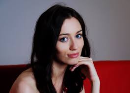 Ugh i can't decide to switch or stay blonde. Wallpaper Face Women Long Hair Blue Eyes Red Singer Black Hair Dark Hair Fashion Mouth Zsanett Tormay Person Skin Head Supermodel Girl Beauty Smile Eye Woman Lady Leg Lip Hairstyle Portrait
