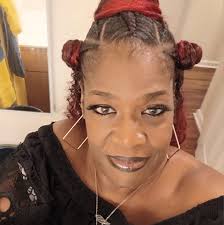 David and Tamela Mann was live.