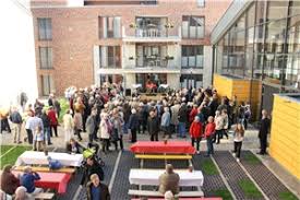 (0 28 31) 9 10 25 00. Hier Wird Kirche Lebendig