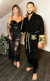 Chrissy teigen left twitter, and maybe we should too many of us, like teigen, have started to feel like the bad parts of twitter outweighs the good. Chrissy Teigen Names The L A Landmark Where She John Had Public Sex E Online Deutschland