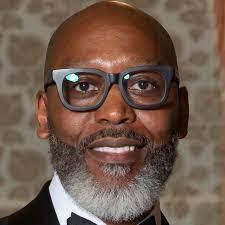 Myron Davidson's Instagram, Twitter & Facebook