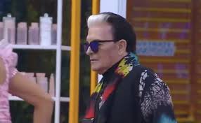 The latest tweets from cristiano malgioglio (@infomalgioglio). Cristiano Malgioglio Show Al Gfvip Cosa Rivela Ai Concorrenti Sul Covid Il Tempo