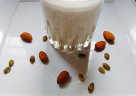 Almonds are one of the most popular types of nut that people eat for it's also low in carbohydrates. Steps To Make Ultimate Weight Loss Peanut Chikki Banana Smoothie Best Diabetic Diet Menu Recipes