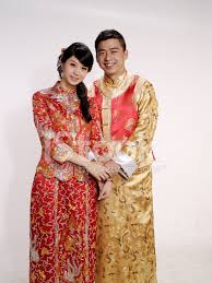 Guida consigli e suggerimenti per incontrare il vestito da sposa perfetto. Abito Da Sposa Tradizionale Cinese Fotografie Stock Freeimages Com