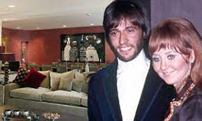 Former Marital Home Of Maurice Gibb And Lulu Up For Sale For 14million Daily Mail Online
