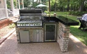 Check spelling or type a new query. Pin By Rachael Koch On Side Yard Small Outdoor Kitchens Outdoor Kitchen Plans Outdoor Kitchen Grill