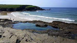 Natural Swimming Pool At Treyarnon Bay Cornwall Natural Swimming Pool Surfing Ireland Places To Go