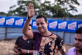 He was considered a pioneer of the 'new wave' of vallenato music. Las Ultimas Horas De Martin Elias