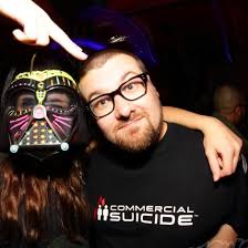 Does a damaged unit come back into play when rescued?