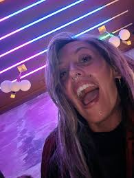 Ireland was great but Scotland has my heart 🏴󠁧󠁢󠁳󠁣󠁴󠁿💙 Rolling green  hills, beautiful landscapes, incredible history with the gorgeous  architecture to boot. The Royal Mile In Edinburgh was a blast, visiting my