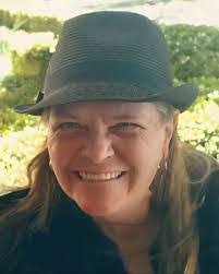 Carol Evanoff's Instagram, Twitter & Facebook