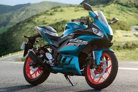 Brand otomotif dengan logo garpu tala dan lekat. Sama Seperti Jepang Yamaha Yzf R25 My 2021 Di Malaysia Punya Warna Menarik Oto