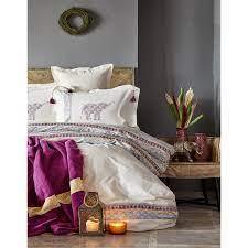 Kampanyalı nevresim takımı çeşitlerini online olarak hemen satın alın! Karaca Home Espilo Bordo Nevresim Ve Battaniye Seti Karaca Home