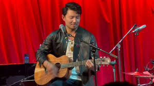 @adriangarro's video Tweet