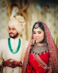 The Real Anushka Sharma Deepika Padukone Lehenga Cost Frugal2fab Deepika Padukone Lehenga Red Bridal Lehenga Sabyasachi Indian Bride Outfits