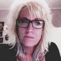 Beth Voss's Instagram, Twitter & Facebook