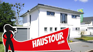 Als baustoffe für das massivhaus werden je nach geschmack ziegel, kalksandstein und porenbeton angeboten. Haustour Massive Stadtvilla Raumwunder Mit 6 Zimmern Von Helma Eigenheimbau Hausbau Helden Youtube In 2021 Stadtvilla Haus Bauen Haus