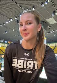 Little dance before senior night #athlete #sports #dance #volleyballgirls  #teammates