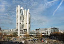 Die hypovereinsbank (hvb) mit geschäftssitz in münchen ist eine große deutsche universalbank mit einer jahrhundertealten tradition. Hvb Bilderarchiv Bilder Zum Download Hypovereinsbank Hvb