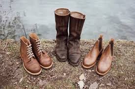 Can Leather Boots Get Wet We Conducted A Case Study On 20 Leather Boots As To What Happens When We Wear Them In Water In 2020 Leather Boots Boots Good Work Boots