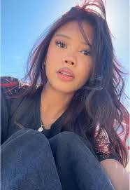 Denae Doyle's Instagram, Twitter & Facebook