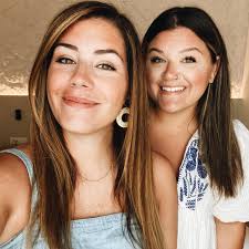 Victoria Newman and Travis Barth's Wedding Website