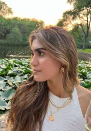 Meet Tandis Esfandiari