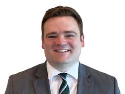 Sam Gearhart's Instagram, Twitter & Facebook