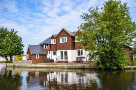 Norfolk Broads Holidays Largest Choice Of Riverside Holiday Cottages