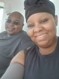 Celebramos nuestro aniversario feliz feliz