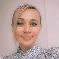 Kara Fuller's Instagram, Twitter & Facebook