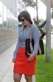 Divina Ejecutiva Mis Looks La Falda Naranja Y Camisa A Rayas Camisa De Rayas Faldas Moda Estilo