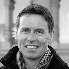 Kompetenzzentrum für Bildung und Dienst- leistungen in Land- und  Ernährungswirtschaft Kompetenzzentrum für Bildung und Dienst