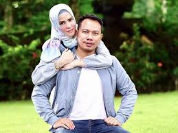 Konsep prewedding islami berlatar masjid : Konsep Prewedding Islami Berlatar Masjid Konsep Prewedding Islami Berlatar Masjid Calameo Serambi