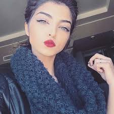 خولة الخروبي Beauty Fashion Hijab