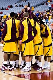 How To Become A Team Leader Teamsnap Blog Team Leader Team Leadership Team Success