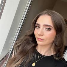 Can anybody reccomend anybody for a mini Bus or party bus from laindon to  laverstock mill return