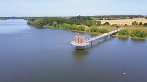 Anglian water is a water company that operates in the east of england. Anglian Water Takes An Innovative Approach Technology To Reduce Algae Growth And Ensure Raw Water Quality With Lg Sonic Technology Water Alliance