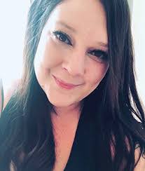 Annette Kowalczyk's Instagram, Twitter & Facebook