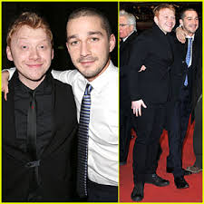 Gefällt 26.225 mal · 5.288 personen sprechen darüber. Shia Labeouf Rupert Grint Countryman Berlin Premiere Rupert Grint Shia Labeouf Just Jared