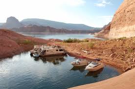 Lake powell's tributaries include the escalante and san juan rivers. Awesome House Boating On Lake Powell Review Of Bullfrog Marina Bullfrog Ut Tripadvisor