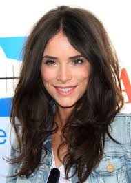 Women in the age of late 20s to early 30s are ideal. Layered Haircut For Women In Their 30s Cool Hairstyles Hair Styles Hot Hair Styles