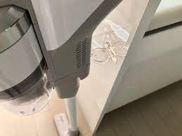 ダイソー 掃除機スタンド不要 １００均で作るコードレス掃除機スタンド limia リミア 掃除機 掃除 インテリア 収納
