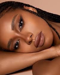 8 tysta saker att göra innan sängen för flickor som kamp för att få sin  skönhetssömn 💤...