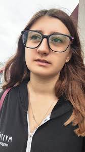 When Another Girl Looks at My Man Cringe Video