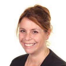 Mandi Ingram's Instagram, Twitter & Facebook