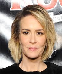 Sarah catharine paulson (born december 17, 1974) is an american actress. Sarah Paulson Hairstyles Hair Cuts And Colors