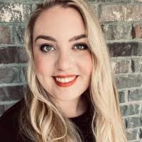 Ashlee Rivera's Instagram, Twitter & Facebook