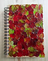 Decoupage of the wooden door the technique of decoupage also applies to the decoration of the door. 15 Leaf Decoupage Projects For Nature Lovers