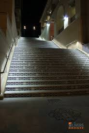 Table of contents leed guide, 2. Valencia Place Illume Puck Railing System Livers Bronze